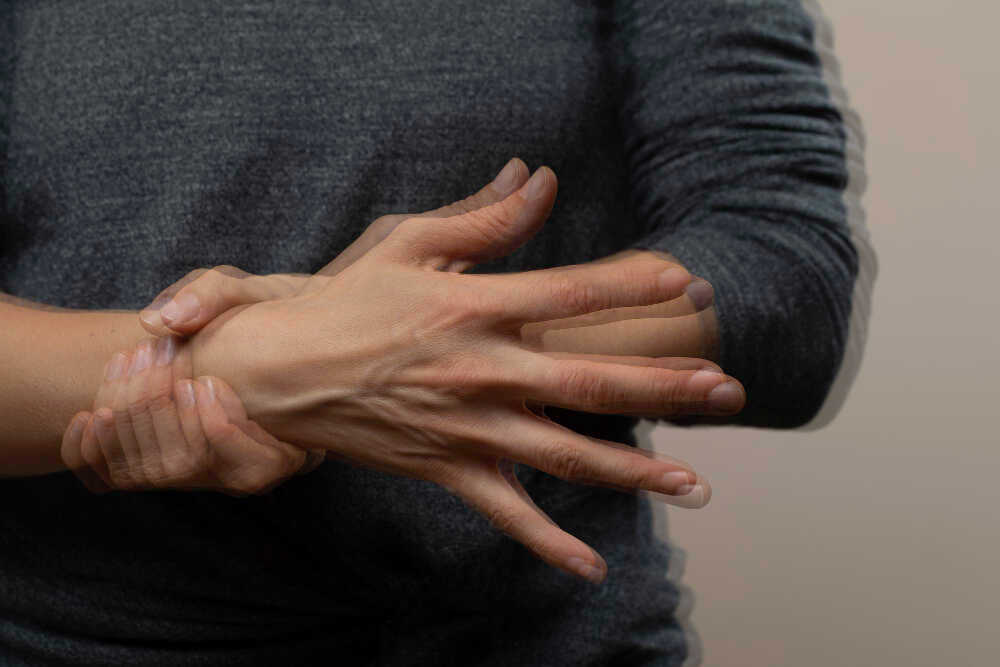 penyebab tangan tremor